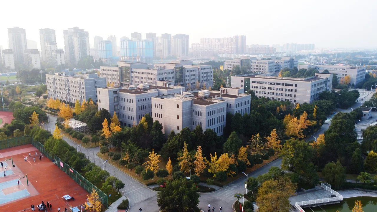 Учебные корпуса: официальная галерея колледжа
