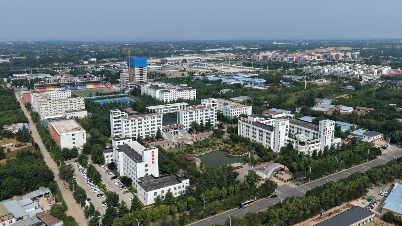 Кампус Цинъянского профессионально-технического колледжа, 2026